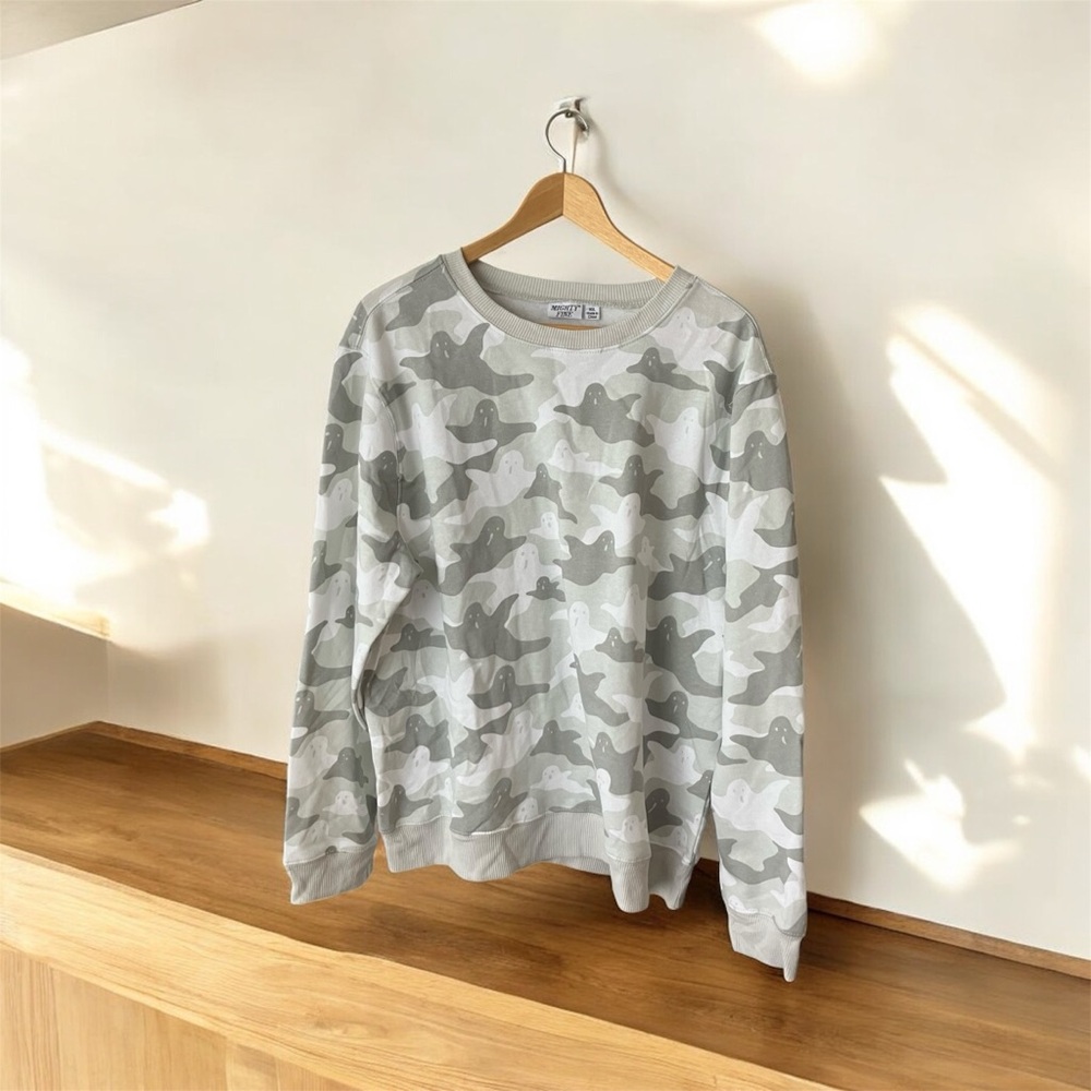 NEW Mighty Fine Women's Ghost Gray White Camo Sweatshirt Size XXL Halloween